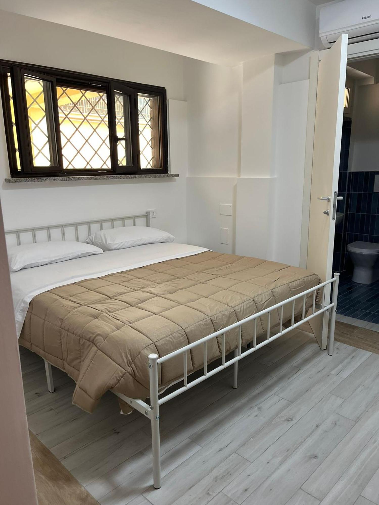 Aurora Rooms Pomigliano d'Arco Exterior foto