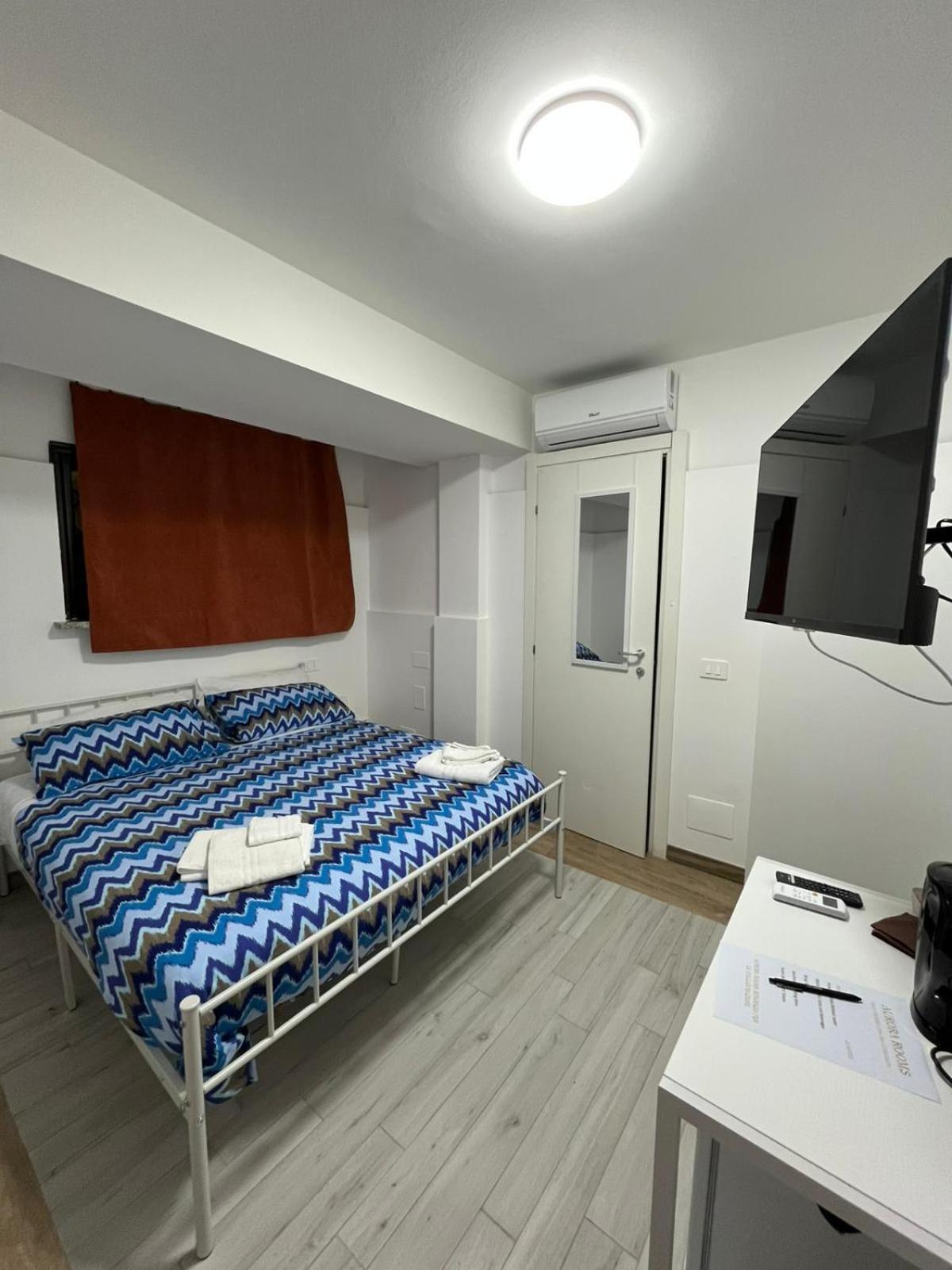 Aurora Rooms Pomigliano d'Arco Exterior foto
