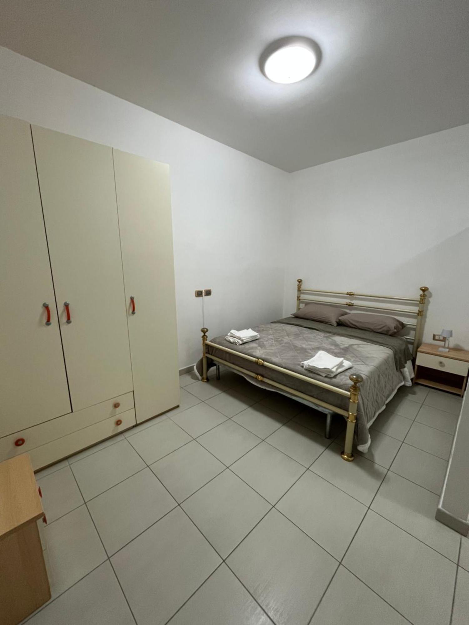 Aurora Rooms Pomigliano d'Arco Exterior foto